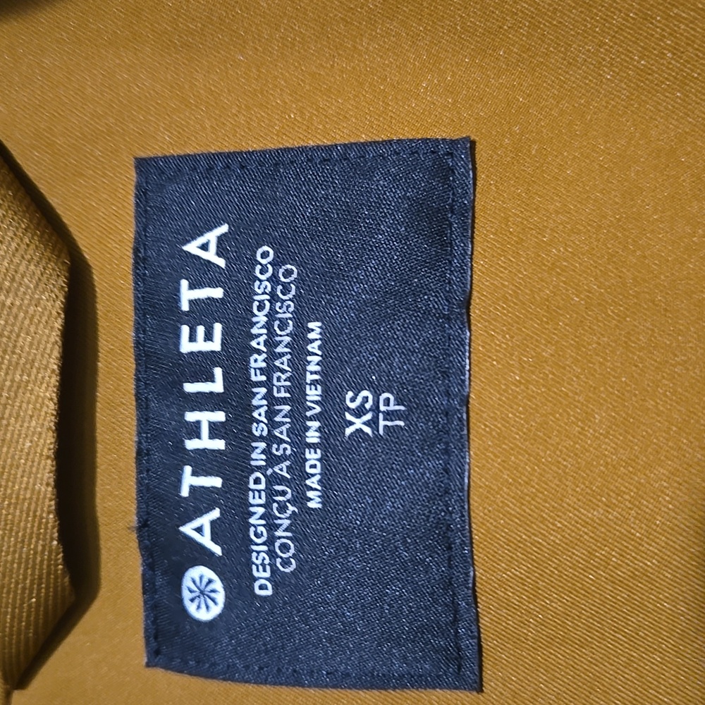 ATHLETA SUTRO RAINOUT TRENCH  HOODED RAIN JACKET COAT XS BRASS YELLOW GOLD - Picture 8 of 15